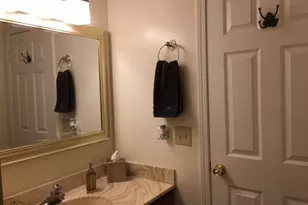 251 Coventry Cir, Vernon Hills, IL 60061 - Photo 16