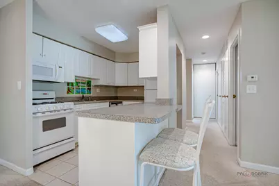 1220 Park Avenue W #101, Highland Park, IL 60035 - Photo 8