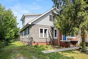 1006 S Bloomington St, Streator, IL 61364 - Photo 2