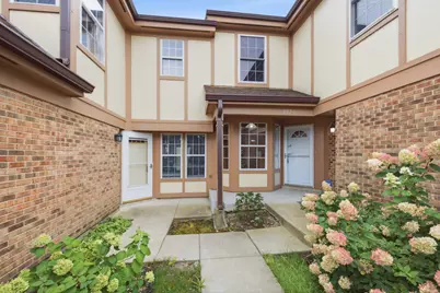 2020 Quaker Hollow Lane #0, Streamwood, IL 60107 - Photo 2