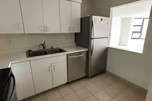 401 E Ontario St, Chicago, IL 60611 - Photo 4