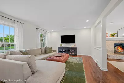 [Address not provided], Barrington, IL 60010 - Photo 4