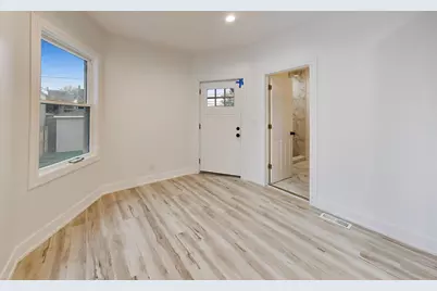 544 N Leamington Avenue, Chicago, IL 60644 - Photo 6