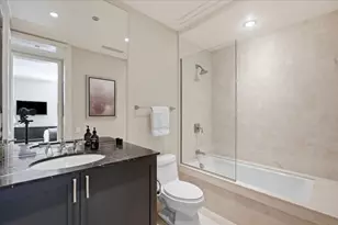 159 E Walton Pl, Chicago, IL 60611 - Photo 26