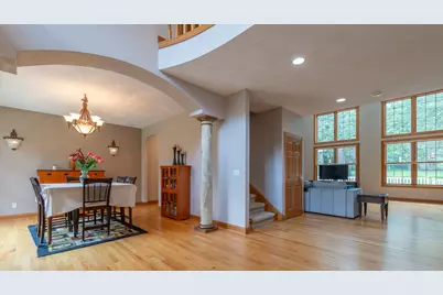 3285 W Forest Road, Freeport, IL 61032 - Photo 2