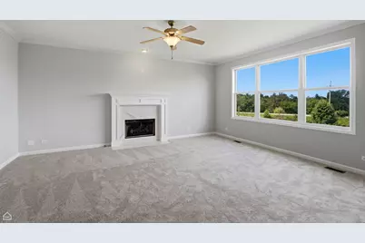 5218 Greenshire Circle, Lake in the Hills, IL 60156 - Photo 16