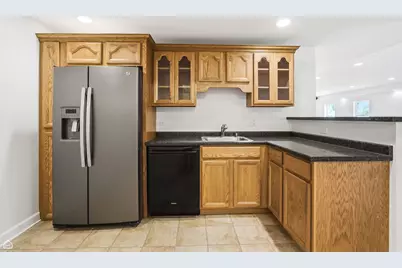 5218 Greenshire Circle, Lake in the Hills, IL 60156 - Photo 48
