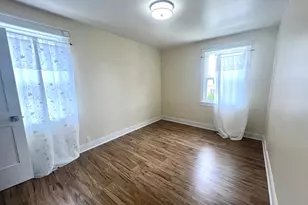 7541 S Hamilton Ave, Chicago, IL 60620 - Photo 20