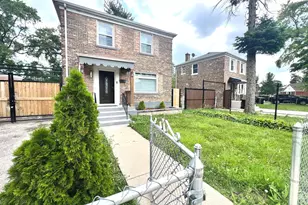7541 S Hamilton Ave, Chicago, IL 60620 - Photo 2