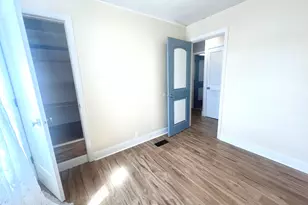 7541 S Hamilton Ave, Chicago, IL 60620 - Photo 18