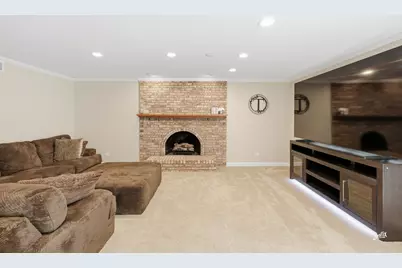 811 Spring Cove Drive, Schaumburg, IL 60193 - Photo 8