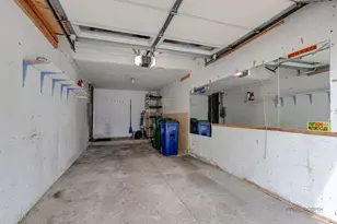 247 Sunset Ct, Vernon Hills, IL 60061 - Photo 22