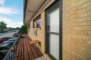 14 King Arthur Ct, Northlake, IL 60164 - Photo 4