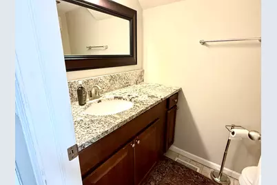 225 Nantucket Harbor, Schaumburg, IL 60193 - Photo 8