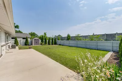 5 Wildwood Road, Elk Grove Village, IL 60007 - Photo 28