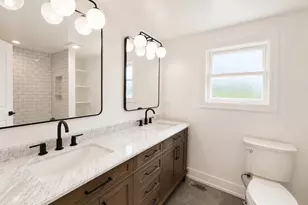 1905 W Huron St, Chicago, IL 60622 - Photo 16