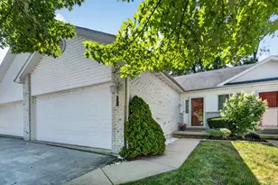 175 Harbor Landing, Braidwood, IL 60408 - Photo 1