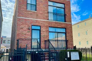 469 E Bowen Ave, Chicago, IL 60653 - Photo 1