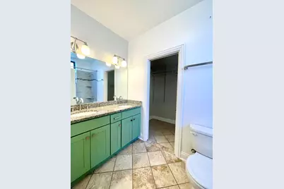 469 E Bowen Avenue #1, Chicago, IL 60653 - Photo 10