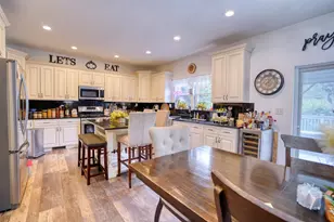 281 Fox Chase Dr N, Oswego, IL 60543 - Photo 16