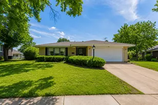 1161 E 171st Ct, South Holland, IL 60473 - Photo 2