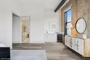 401 N Aberdeen St, Chicago, IL 60642 - Photo 18