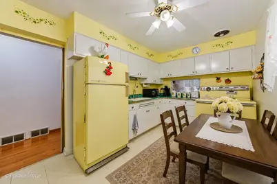 3800 Highland Avenue, Berwyn, IL 60402 - Photo 10