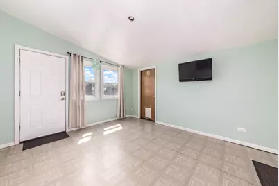 839 E Thacker Street, Des Plaines, IL 60016 - Photo 14