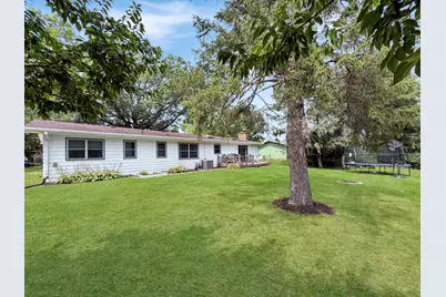 1429 Bolkinwood Drive, Freeport, IL 61032 - Photo 34