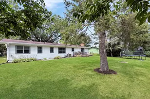 1429 Bolkinwood Dr, Freeport, IL 61032 - Photo 34