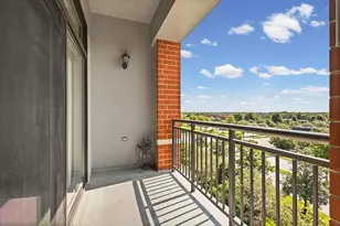 450 Village Center Dr, Burr Ridge, IL 60527 - Photo 16