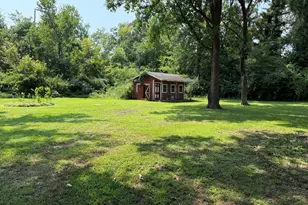 715 State St, Eldorado, IL 62930 - Photo 18