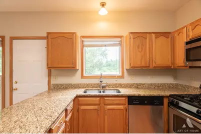 333 Brittany Trail, Elgin, IL 60120 - Photo 16