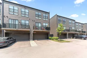 323 Summit Cir, Lombard, IL 60148 - Photo 32