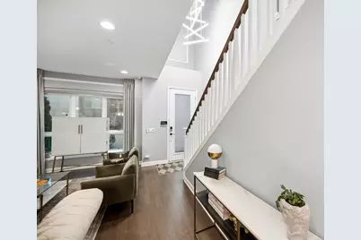 1279 Gateway Court, Northbrook, IL 60062 - Photo 2
