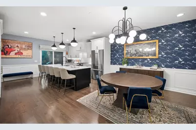 1279 Gateway Court, Northbrook, IL 60062 - Photo 8