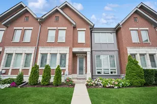 1279 Gateway Ct, Northbrook, IL 60062 - Photo 1