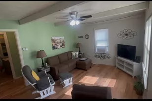 304 N Lowe Rd, Aroma Park, IL 60910 - Photo 2