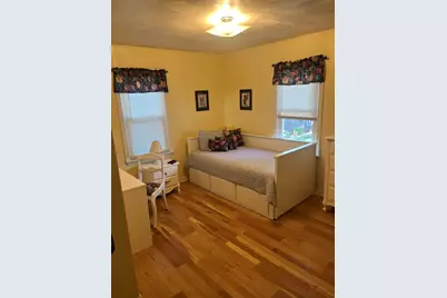 304 N Lowe Road, Aroma Park, IL 60910 - Photo 6