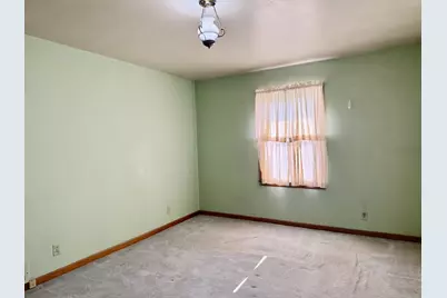 1021 7th Street, Peru, IL 61354 - Photo 14