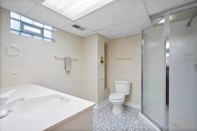 6939 N Francisco Avenue, Chicago, IL 60645 - Photo 18