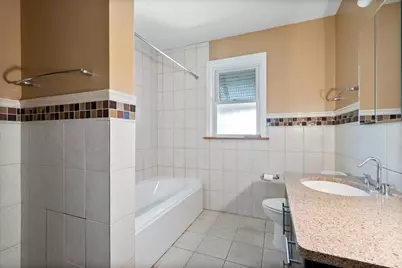 6939 N Francisco Avenue, Chicago, IL 60645 - Photo 14