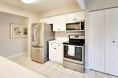 4949 Golf Road #401, Skokie, IL 60077 - Photo 2