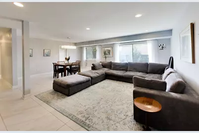 4949 Golf Road #401, Skokie, IL 60077 - Photo 6