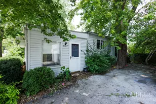 5187 E Center St, Bourbonnais, IL 60914 - Photo 4