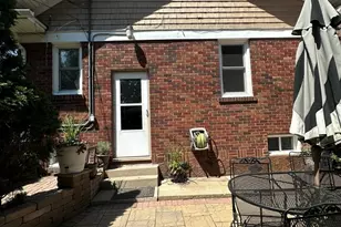 85 Wilcox Ave, Elgin, IL 60123 - Photo 28