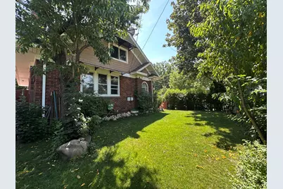 85 Wilcox Avenue, Elgin, IL 60123 - Photo 2