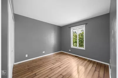 7922 Knottingham Circle #B, Darien, IL 60561 - Photo 12