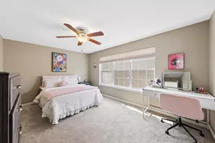 1732 Briarheath Dr, Aurora, IL 60505 - Photo 10