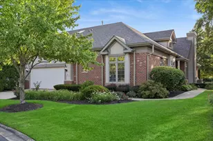 4 Shadow Creek Cir, Palos Heights, IL 60463 - Photo 1